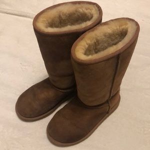 UGG, Girls Size 2, Tan Boots - Good Condition